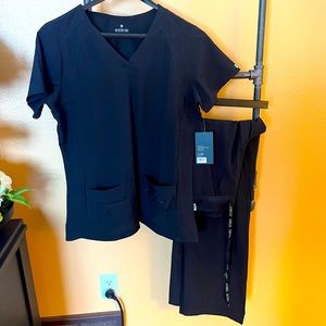 Med Couture scrub set (top and bottom)